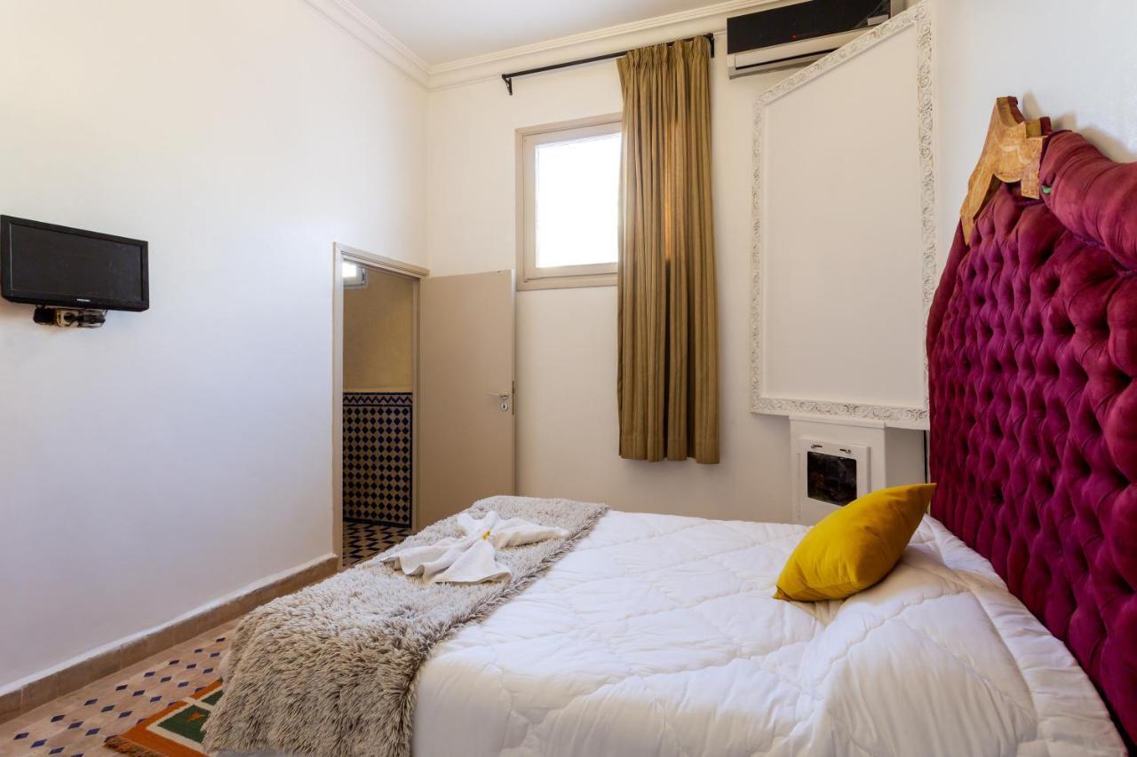 Ayche Guest house
