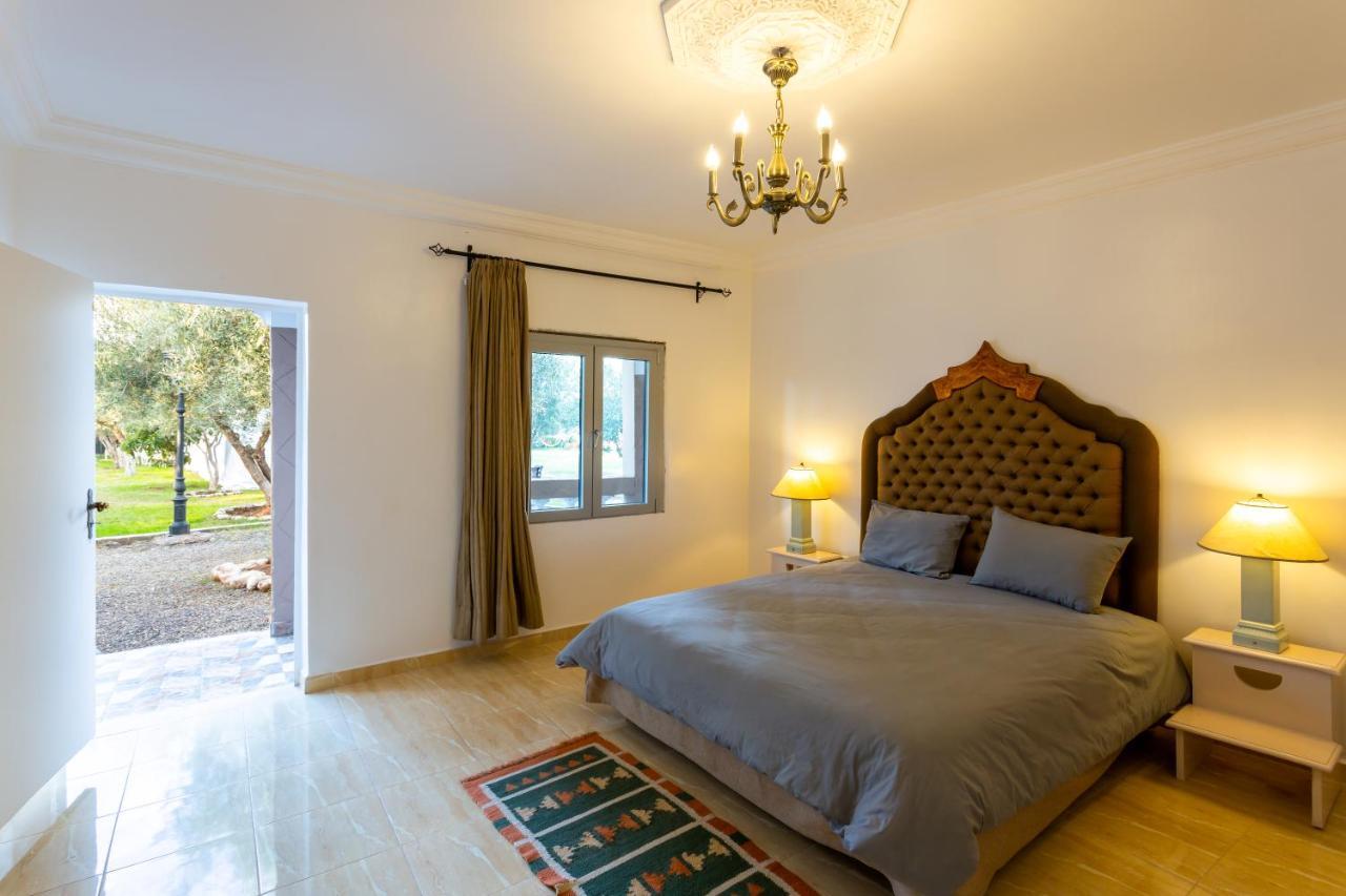Ayche Guest house 3*