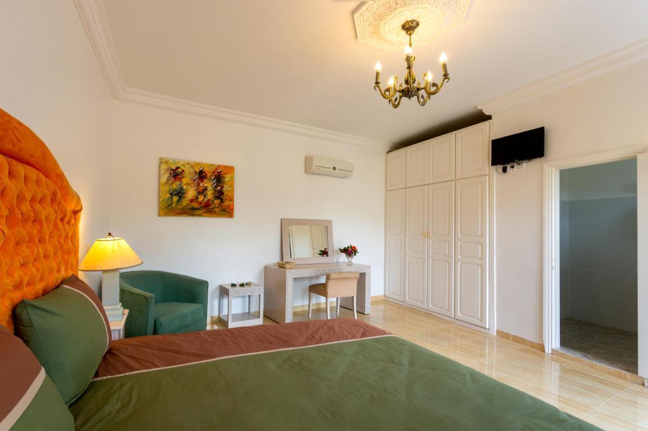 Ayche Guest house